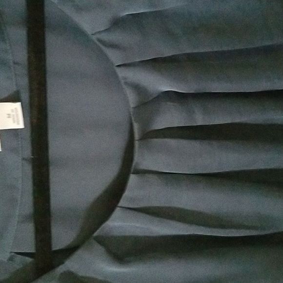 Dress Barn Blue shimmer blouse  size M - Picture 3 of 5